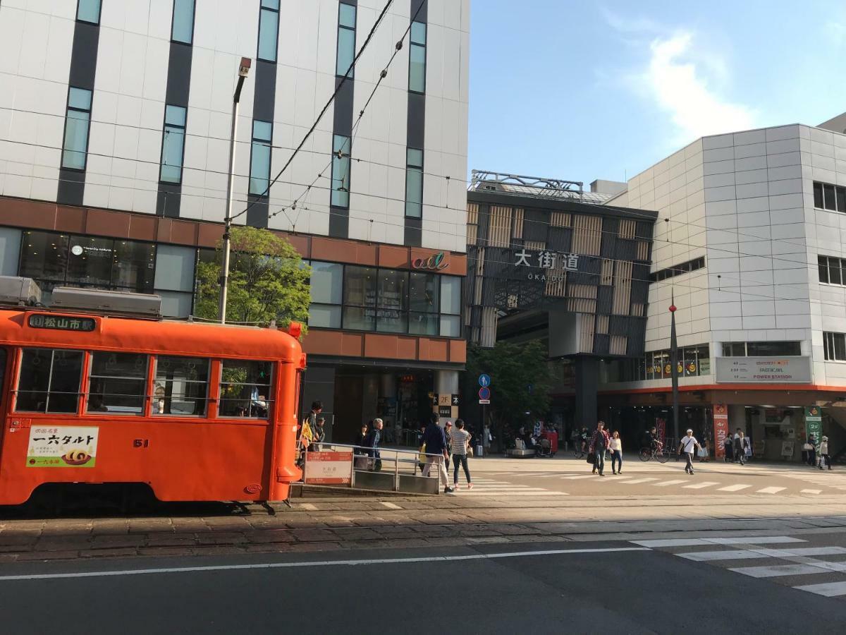 Ropeway St. Guesthouse Matsuyama  Exterior photo
